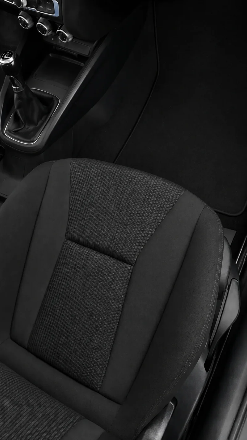 Remise Au Propre D Un Siege De Voiture Renault A Coublevie 4